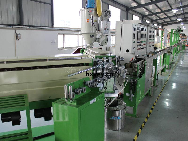 80+90雙(shuang)層(ceng)共擠(ji)押出機(ji)