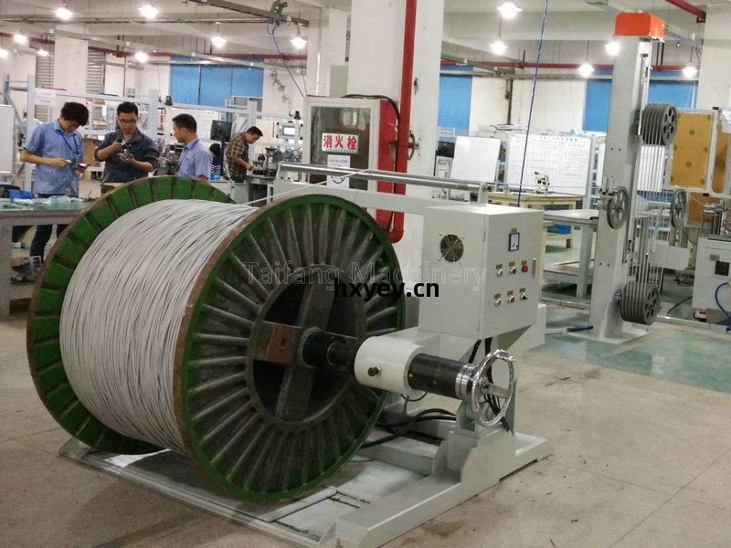 無(wu)軸式(shi)主動(dong)張(zhang)力放(fang)線(xian)架(jia)