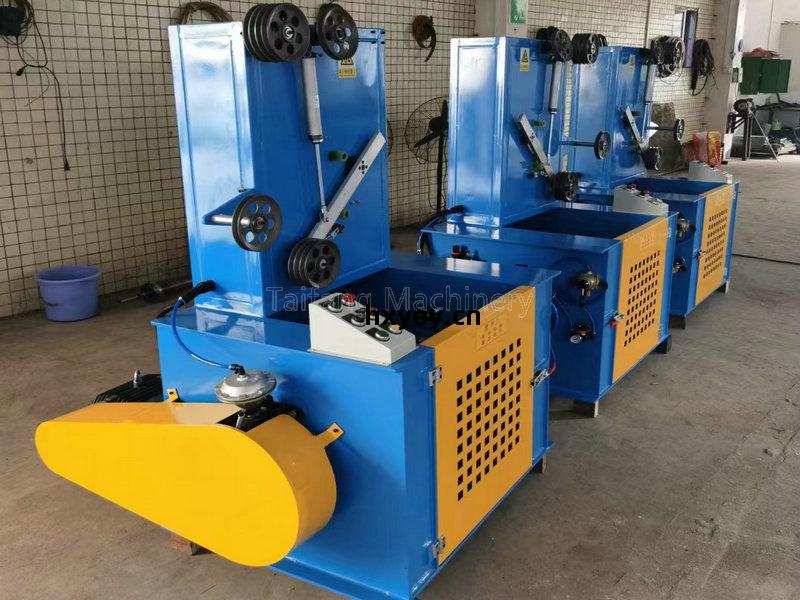 高(gao)速(su)主動(dong)放(fang)線(xian)架(jia)