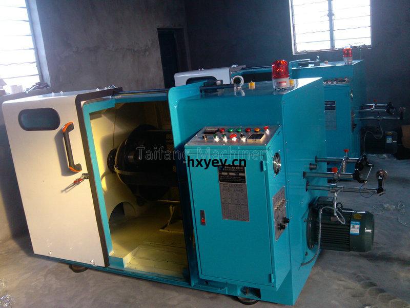 高(gao)速對(dui)絞(jiao)機